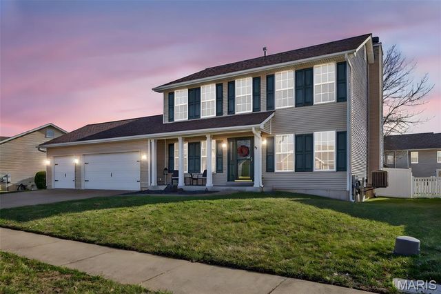 354 Highgrove Place Drive, O'fallon, MO 63366