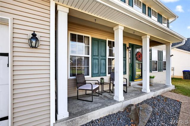 354 Highgrove Place Drive, O'fallon, MO 63366