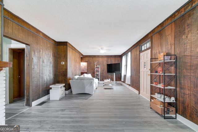 5 Seventh Street, Gainesville, GA 30504