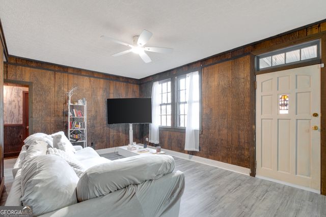 5 Seventh Street, Gainesville, GA 30504