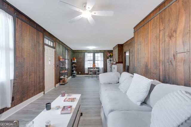 5 Seventh Street, Gainesville, GA 30504