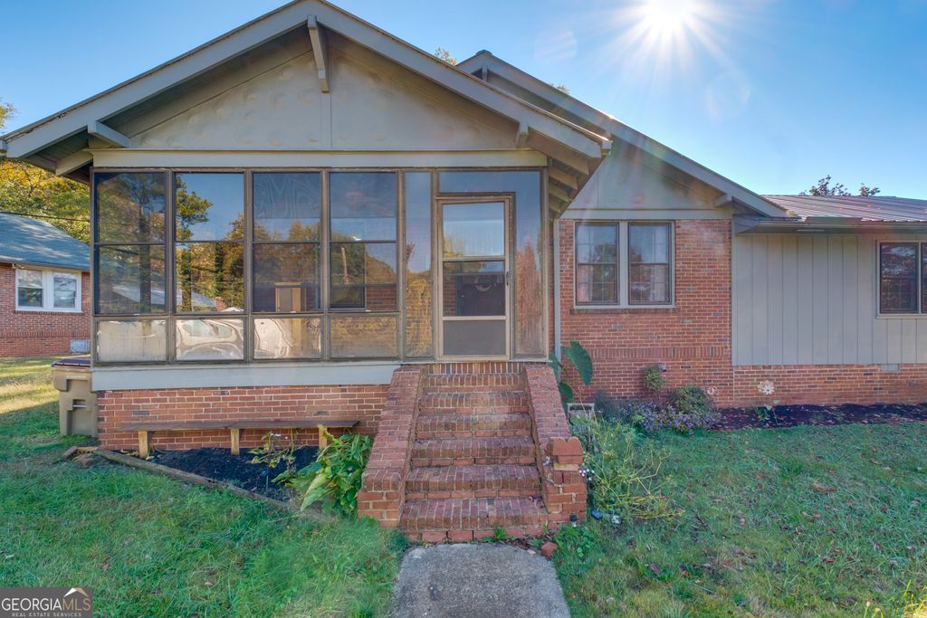 5 Seventh Street, Gainesville, GA 30504