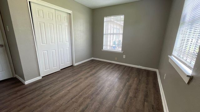 8303 Saint Lo Road, Houston, TX 77033
