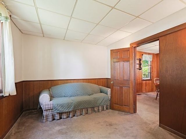 21 Park Ave, Stoughton, MA 02072