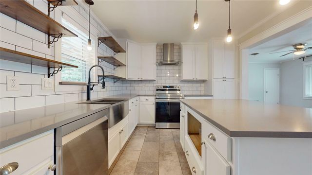 834 Inwood Drive, Mckinney, TX 75069