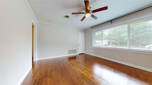 834 Inwood Drive, Mckinney, TX 75069