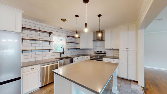 834 Inwood Drive, Mckinney, TX 75069