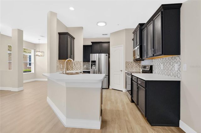 15357 OAK APPLE COURT 4C, Winter Garden, FL 34787