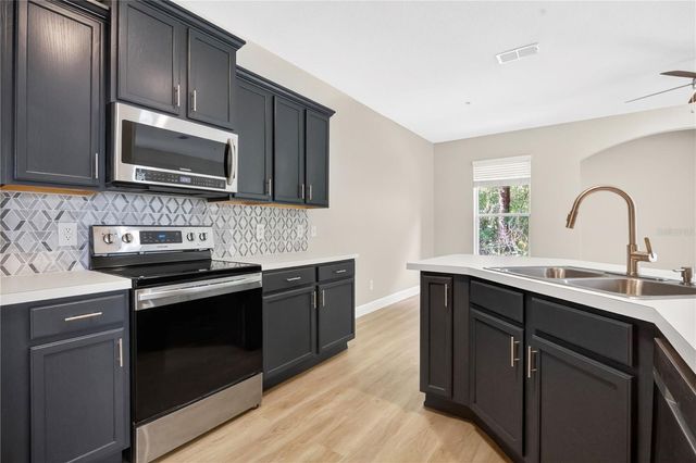 15357 OAK APPLE COURT 4C, Winter Garden, FL 34787
