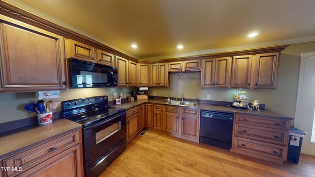 4956 Southfork Circle, Morristown, TN 37813