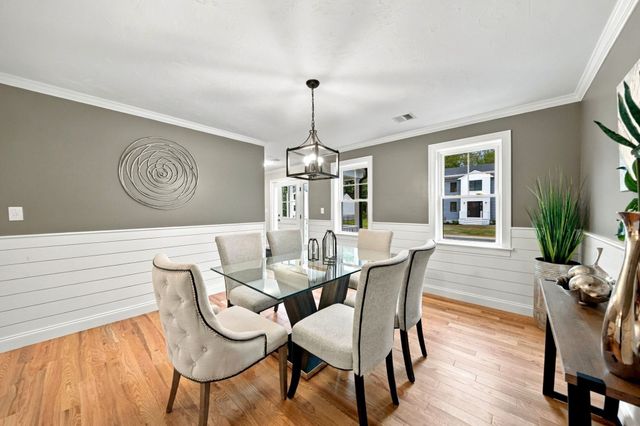 81 Sherrick Ave., Holbrook, MA 02343