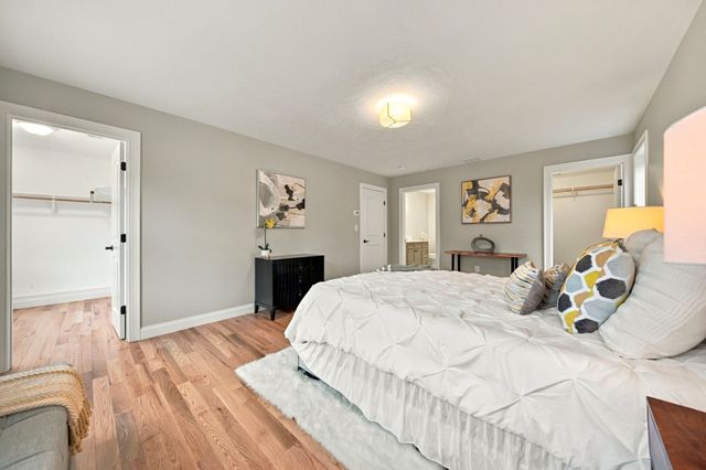 81 Sherrick Ave., Holbrook, MA 02343