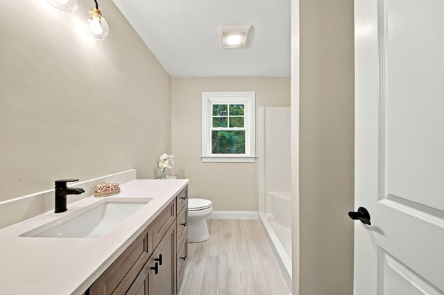 81 Sherrick Ave., Holbrook, MA 02343