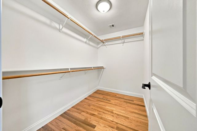 81 Sherrick Ave., Holbrook, MA 02343