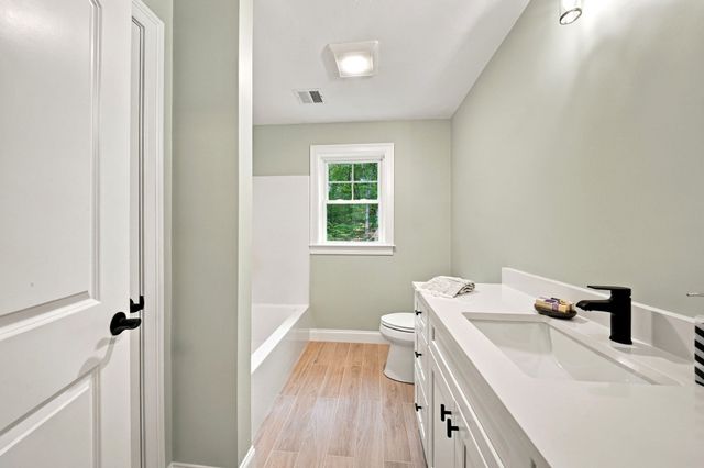81 Sherrick Ave., Holbrook, MA 02343