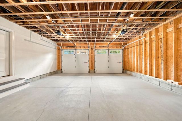 81 Sherrick Ave., Holbrook, MA 02343
