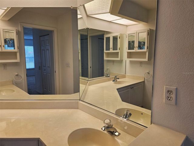 4202 CADDIE DRIVE E 201, Bradenton, FL 34203