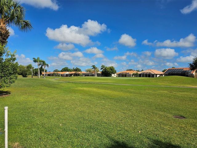 4202 CADDIE DRIVE E 201, Bradenton, FL 34203