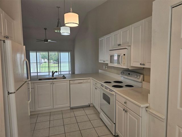 4202 CADDIE DRIVE E 201, Bradenton, FL 34203