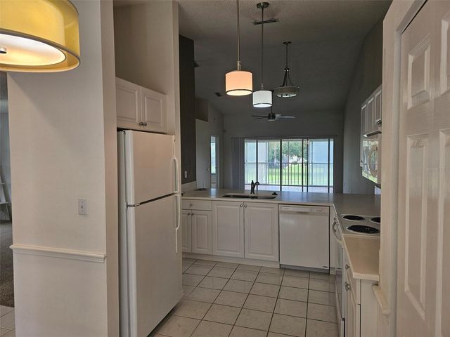 4202 CADDIE DRIVE E 201, Bradenton, FL 34203