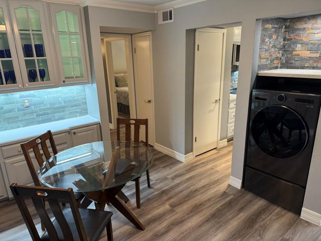 505 Westcott Street 308, Houston, TX 77007