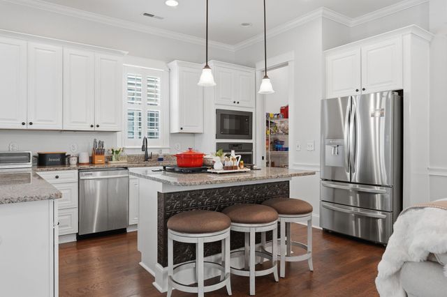 927 Iris St., Myrtle Beach, SC 29577