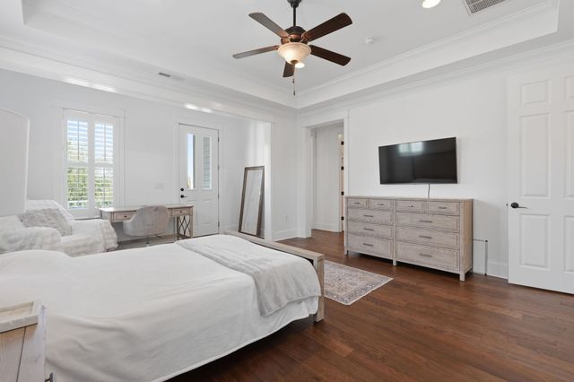 927 Iris St., Myrtle Beach, SC 29577