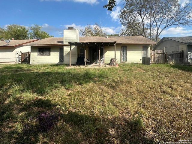 1027 Hickory Trail, San Antonio, TX 78245