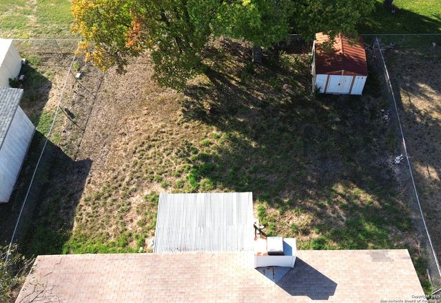 1027 Hickory Trail, San Antonio, TX 78245