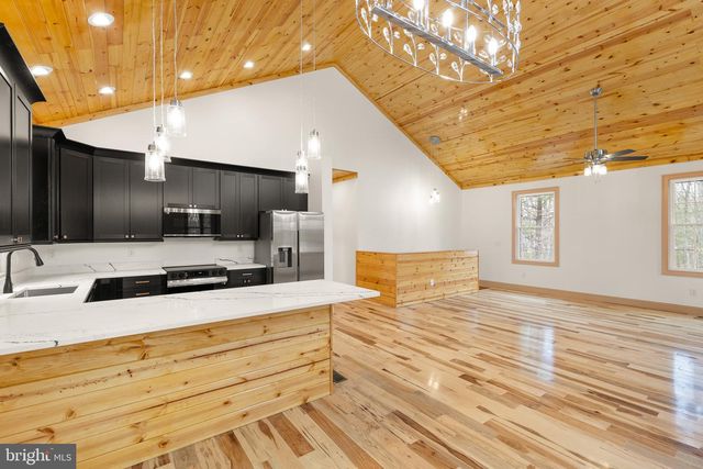 8399 SUPINLICK RIDGE, Mount Jackson, VA 22842