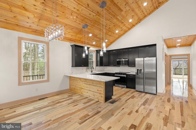 8399 SUPINLICK RIDGE, Mount Jackson, VA 22842