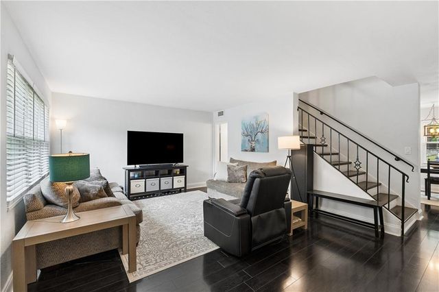 271 Lakemoore Drive NE C, Atlanta, GA 30342