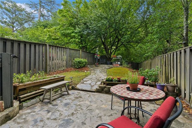 271 Lakemoore Drive NE C, Atlanta, GA 30342