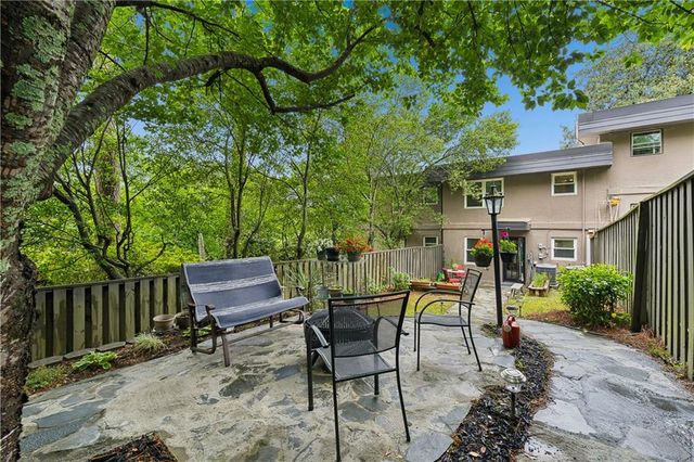 271 Lakemoore Drive NE C, Atlanta, GA 30342