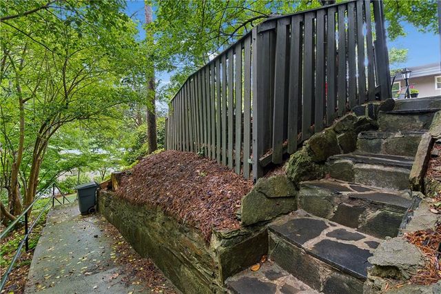 271 Lakemoore Drive NE C, Atlanta, GA 30342