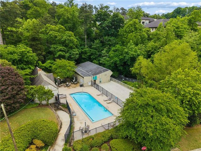 271 Lakemoore Drive NE C, Atlanta, GA 30342
