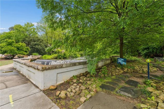 271 Lakemoore Drive NE C, Atlanta, GA 30342