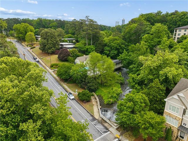271 Lakemoore Drive NE C, Atlanta, GA 30342