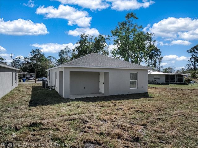 112 Atlas Court NW, Lake Placid, FL 33852