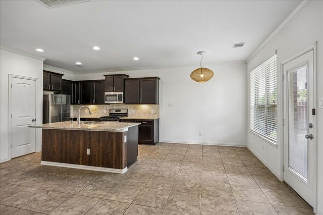 1826 Olive Pine Drive, Fresno, TX 77545