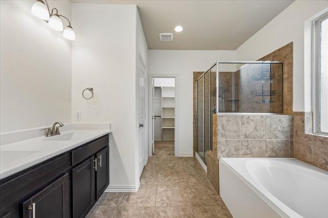 1826 Olive Pine Drive, Fresno, TX 77545