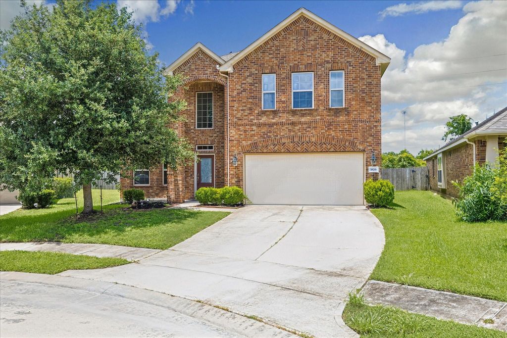 1826 Olive Pine Drive, Fresno, TX 77545