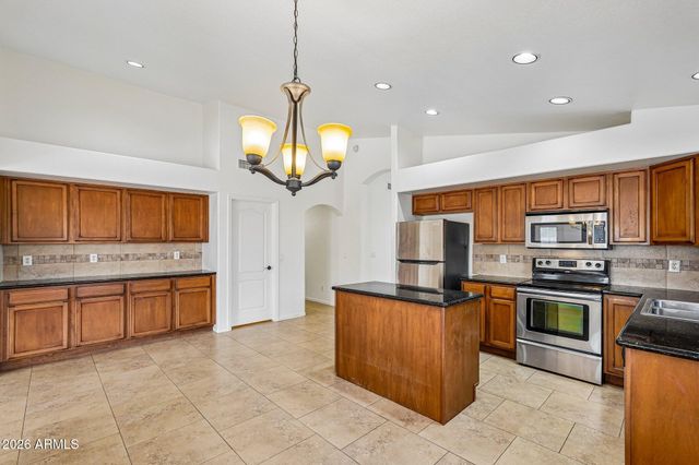 15287 W TAD Lane, Surprise, AZ 85374