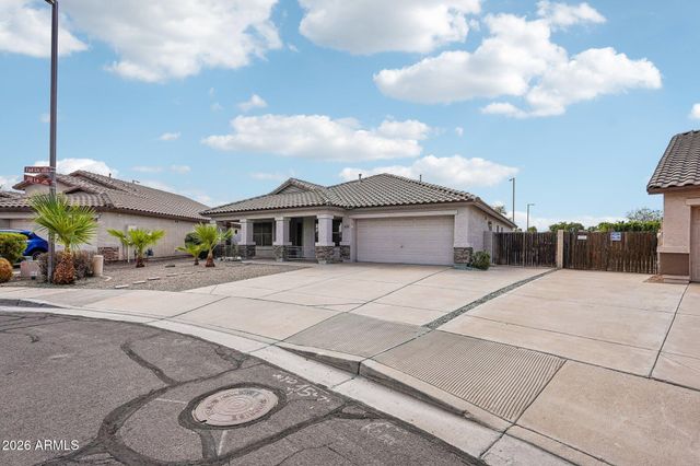 15287 W TAD Lane, Surprise, AZ 85374