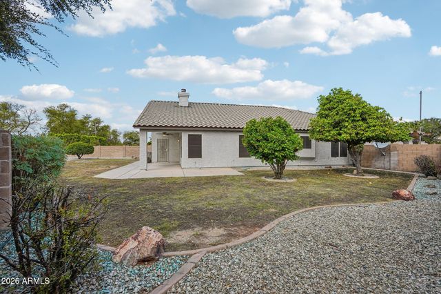 15287 W TAD Lane, Surprise, AZ 85374