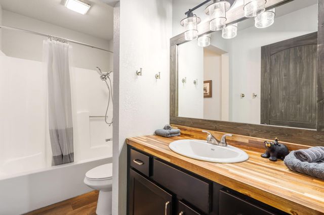 5424 State Highway 265 7, Branson, MO 65616