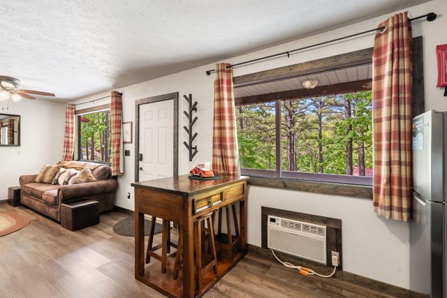 5424 State Highway 265 7, Branson, MO 65616