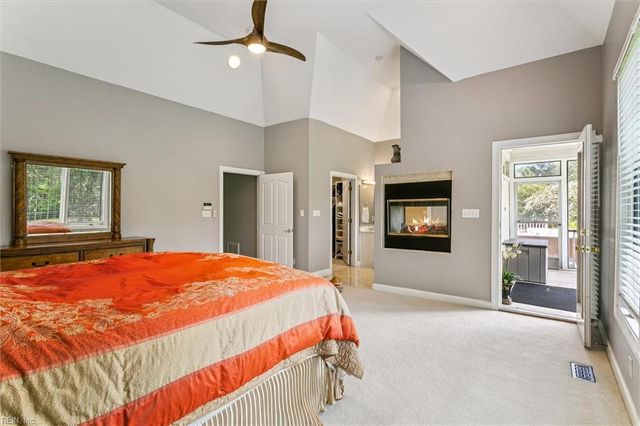100 Fairway LN, Yorktown, VA 23693