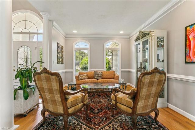 100 Fairway LN, Yorktown, VA 23693