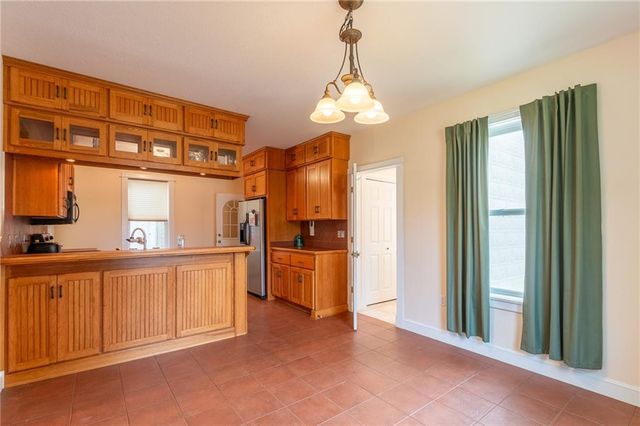 821 Monroe Street, Baldwin City, KS 66006